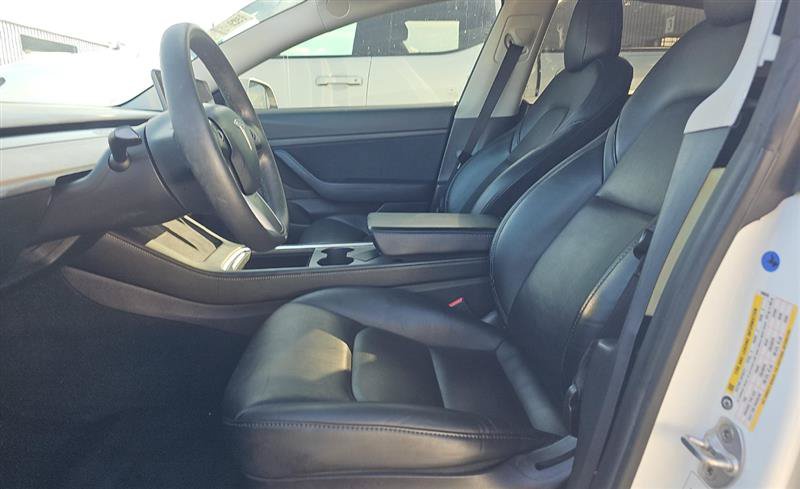 Used 2021 Tesla Model 3 Standard Range Plus RWD image 7