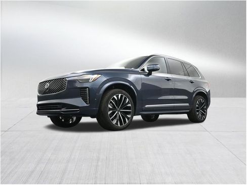 New 2026 Volvo XC90 B6 Plus w/ Protection Package Premier AWD/4WD image 21