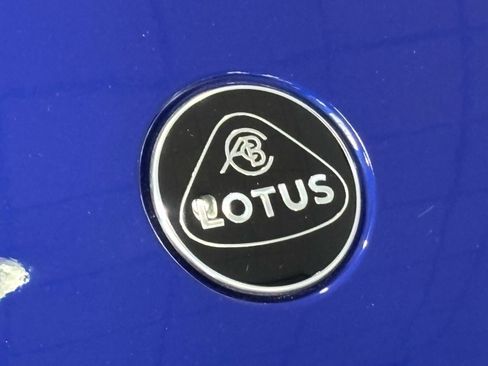 New 2025 Lotus Emira image 33