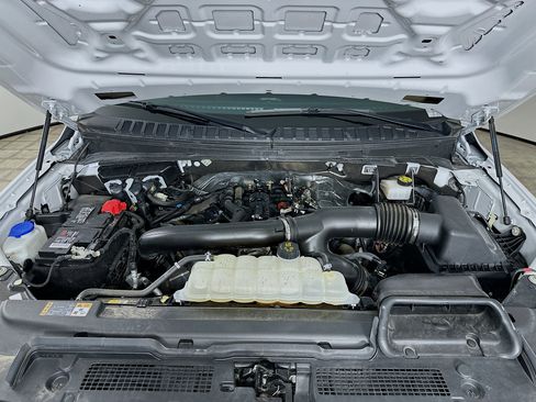 Used 2024 Ford Expedition Max XLT image 35