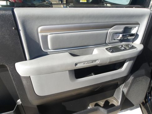 Used 2014 RAM 1500 Express image 14