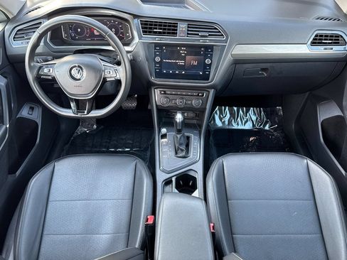Used 2020 Volkswagen Tiguan SEL FWD image 13