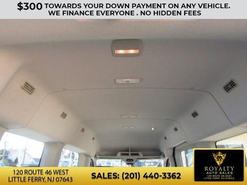 Used 2020 Ford Transit 350 XLT image 24