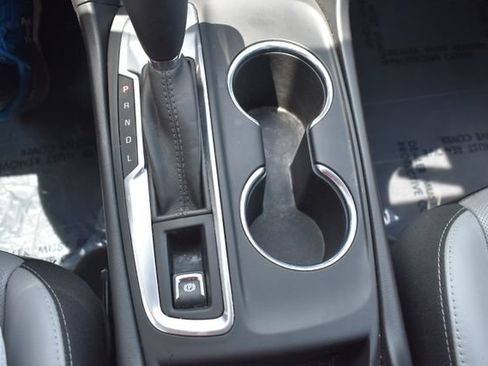 Used 2019 Chevrolet Equinox Premier FWD image 34