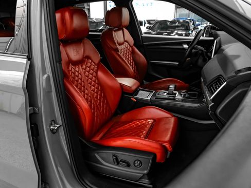 Used 2019 Audi SQ5 Prestige w/ Prestige Package AWD/4WD image 47