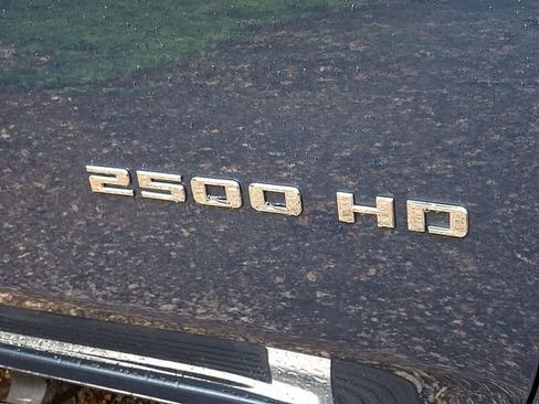 Used 2025 Chevrolet Silverado 2500 LT w/ Convenience Package AWD/4WD image 8
