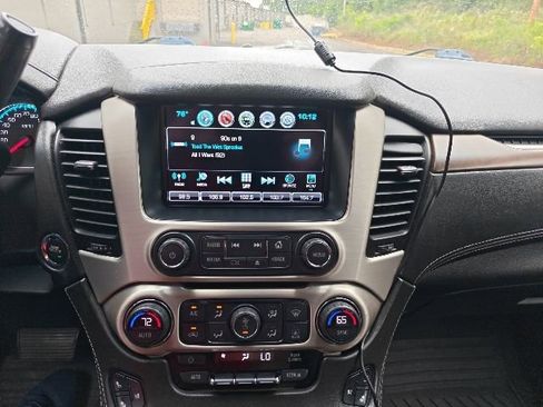 Used 2019 GMC Yukon XL Denali w/ Denali Ultimate Package AWD/4WD image 14