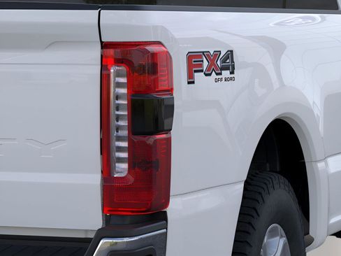 New 2026 Ford F350 XLT w/ XLT Premium Package image 21