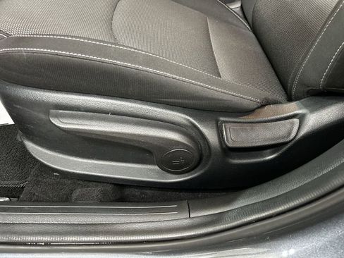 Certified 2023 Kia Forte LXS FWD image 10