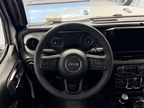 Certified 2026 Jeep Wrangler Unlimited Sport AWD/4WD image 18