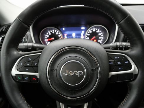 Used 2019 Jeep Compass Limited image 16