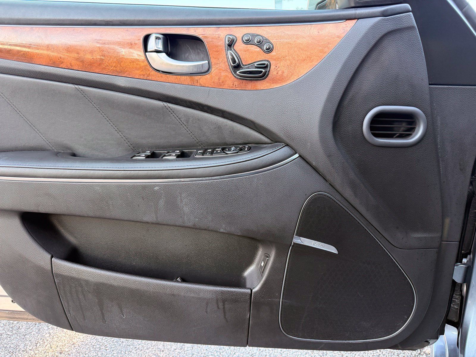 Used 2014 Hyundai Equus Signature RWD image 44