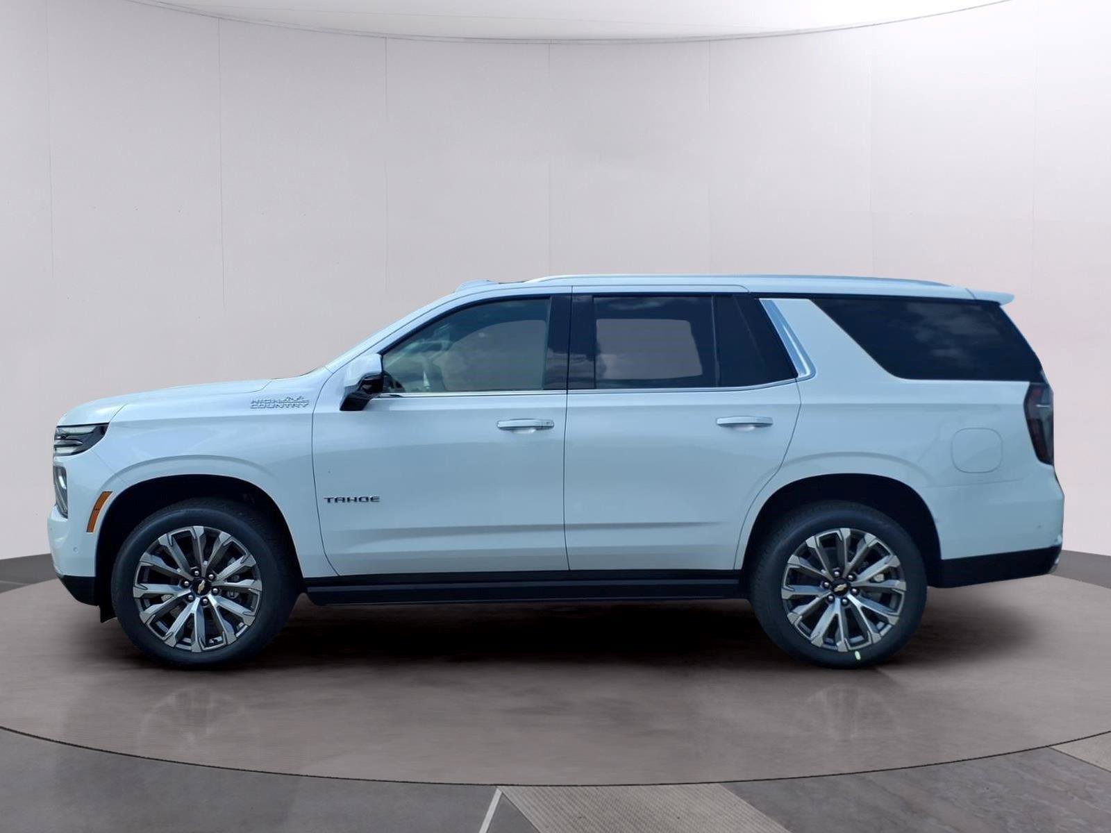 New 2026 Chevrolet Tahoe High Country AWD/4WD image 2