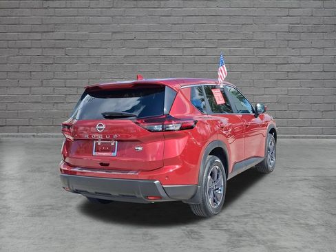 Used 2026 Nissan Rogue SV FWD image 12