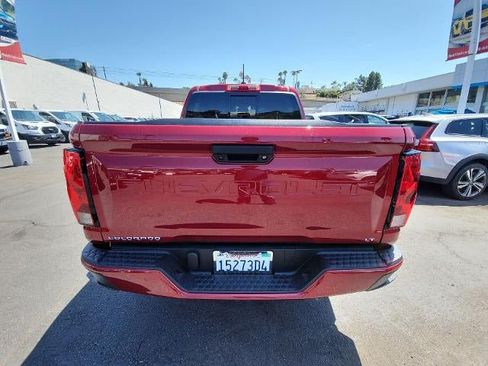 Used 2024 Chevrolet Colorado LT w/ LT Convenience Package II RWD image 7