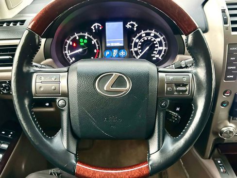 Used 2014 Lexus GX 460 Luxury image 30