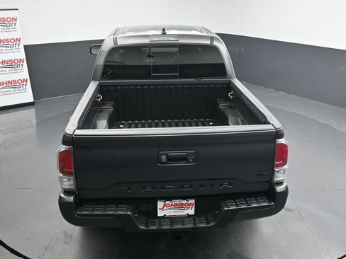 Used 2022 Toyota Tacoma TRD Sport image 30