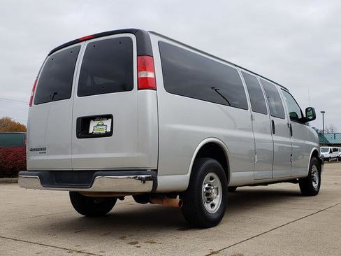 Used 2016 Chevrolet Express 3500 LT w/ LT Preferred Equipment Group image 6
