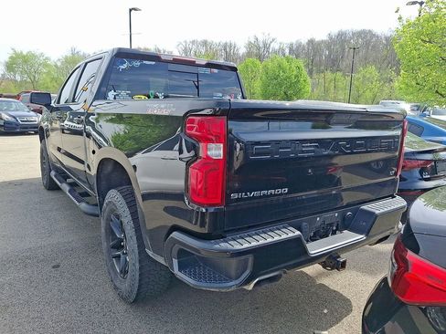 Used 2019 Chevrolet Silverado 1500 LT Trail Boss image 4