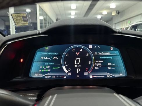 Used 2025 Chevrolet Corvette Stingray Preferred Cpe w/ Z51 Performance Package RWD image 20
