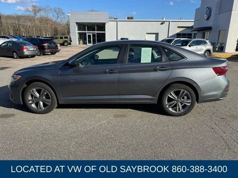 Certified 2024 Volkswagen Jetta SE FWD image 8