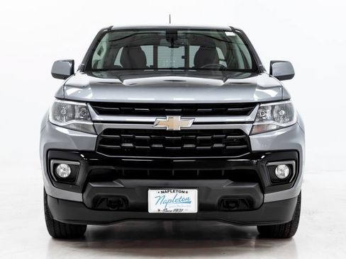 Used 2021 Chevrolet Colorado LT w/ LT Convenience Package AWD/4WD image 4