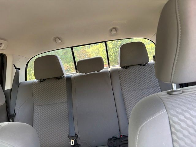 Used 2021 Toyota Tacoma SR5 RWD image 6