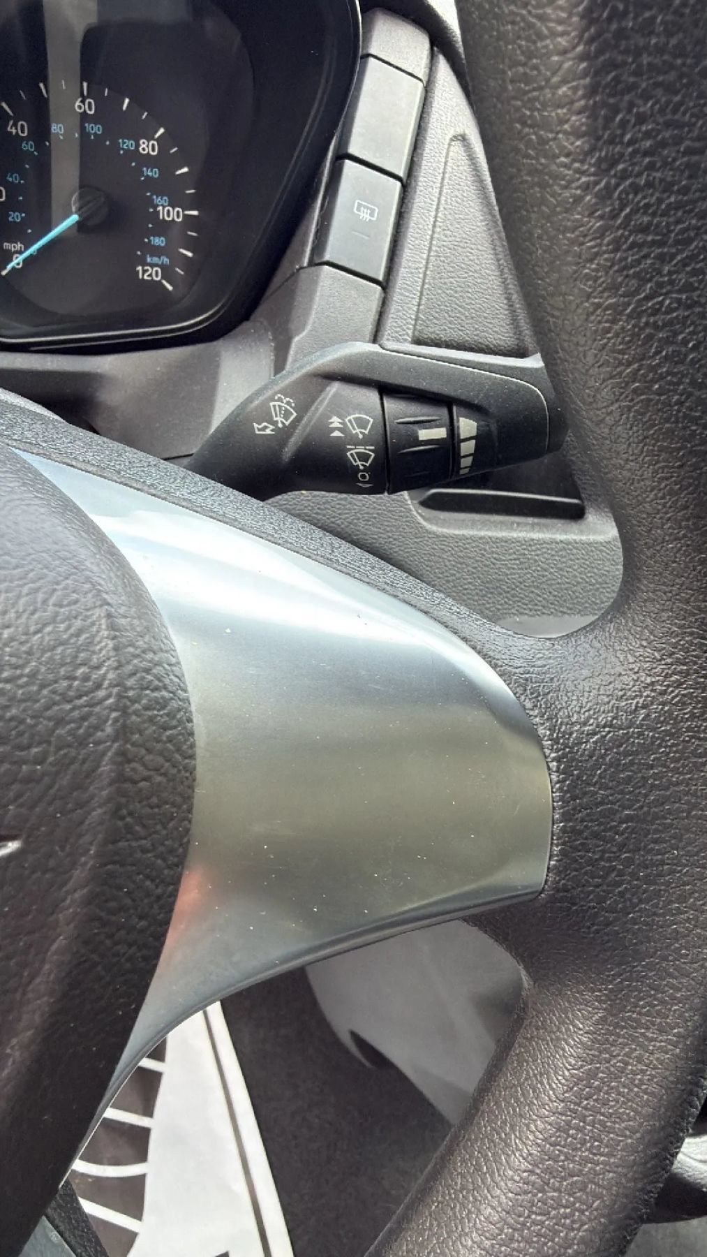 Used 2015 Ford Transit 350 XLT RWD image 15