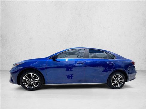 Used 2024 Kia Forte LXS w/ LXS Technology Package FWD image 6