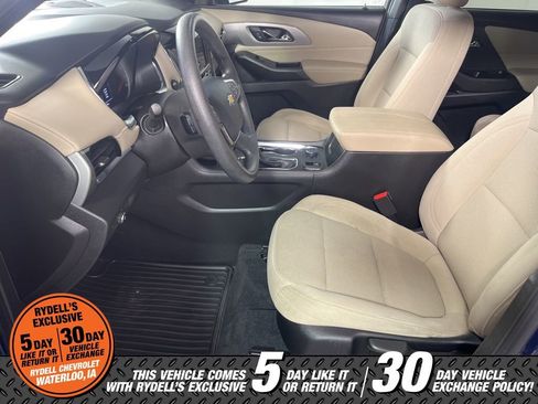 Used 2023 Chevrolet Traverse LS AWD/4WD image 14