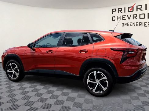 Used 2024 Chevrolet Trax RS w/ Driver Confidence Package FWD image 6