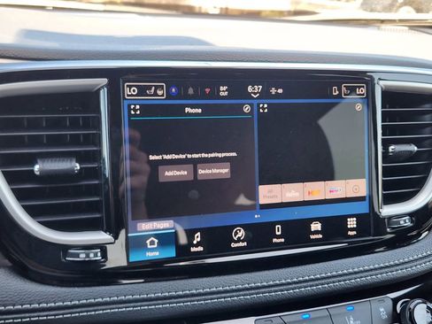 New 2026 Chrysler Pacifica Select image 13