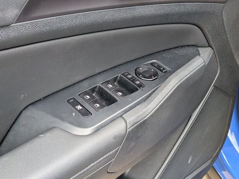 Used 2026 Kia Sportage EX FWD image 39