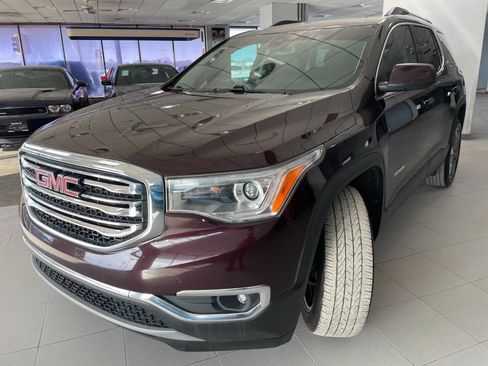 Used 2018 GMC Acadia SLT image 3