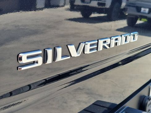Used 2024 Chevrolet Silverado 1500 LT w/ Convenience Package II AWD/4WD image 7