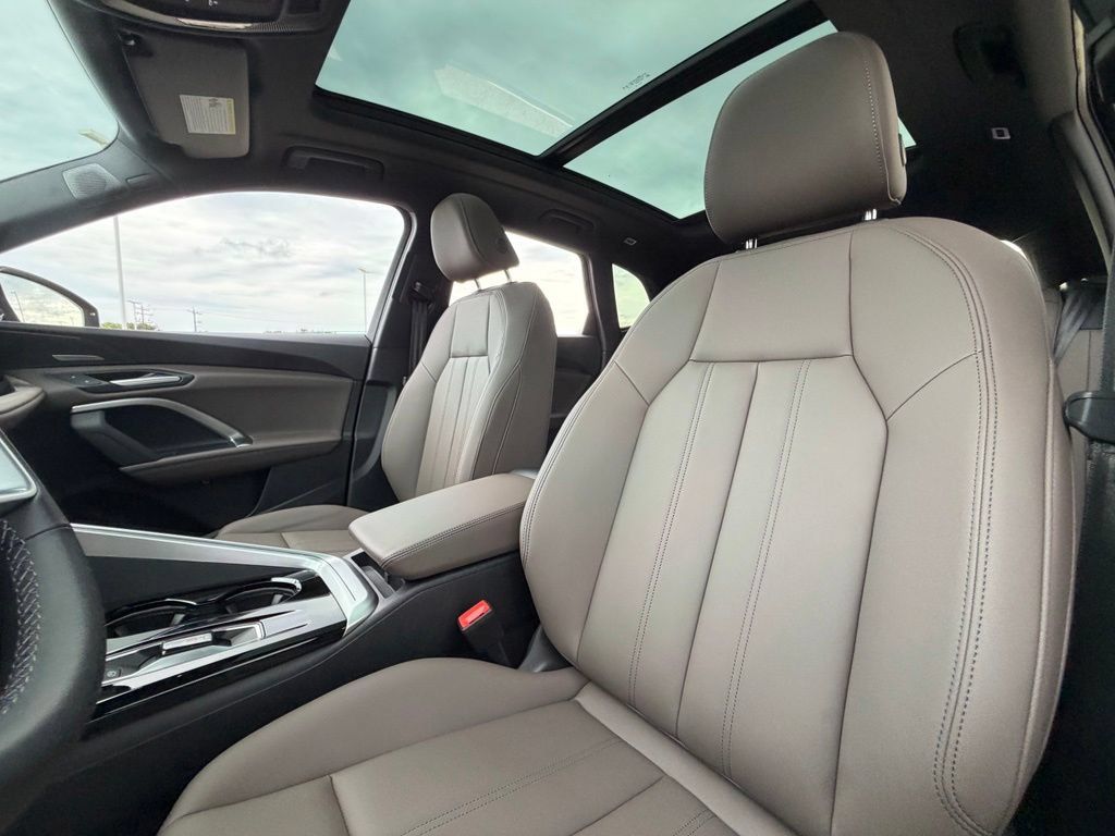 New 2026 Audi Q5 Premium Plus AWD/4WD image 5