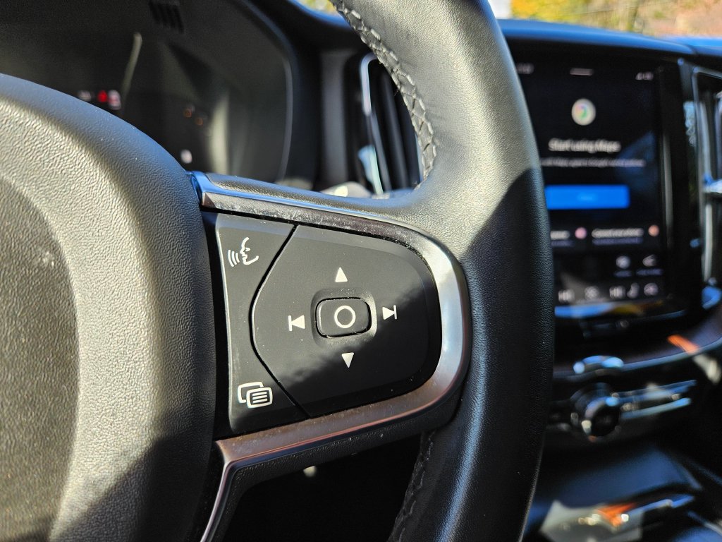 Used 2023 Volvo XC60 B5 Plus w/ Climate Package AWD/4WD image 30