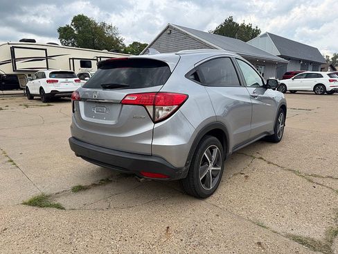 Used 2022 Honda HR-V EX image 6
