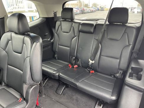 Used 2024 Kia Telluride S w/ S Sunroof Package image 19