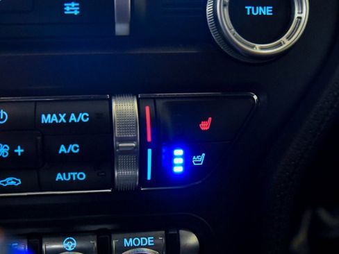 Used 2022 Ford Mustang Premium image 24