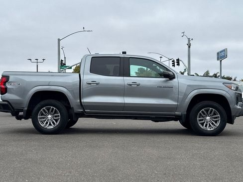 Used 2024 Chevrolet Colorado LT w/ LT Convenience Package AWD/4WD image 4