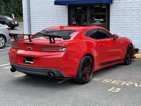 Used 2017 Chevrolet Camaro LT w/ RS Package RWD image 7