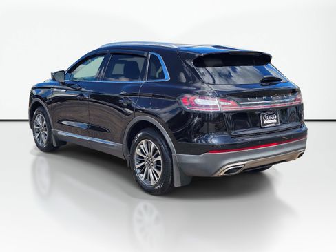 Used 2022 Lincoln Nautilus AWD w/ Premium Package image 12