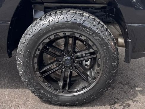 Used 2019 RAM 1500 Big Horn image 7