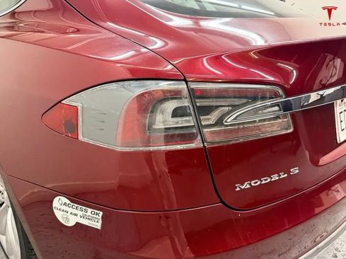 Used 2012 Tesla Model S Signature Performance RWD image 11