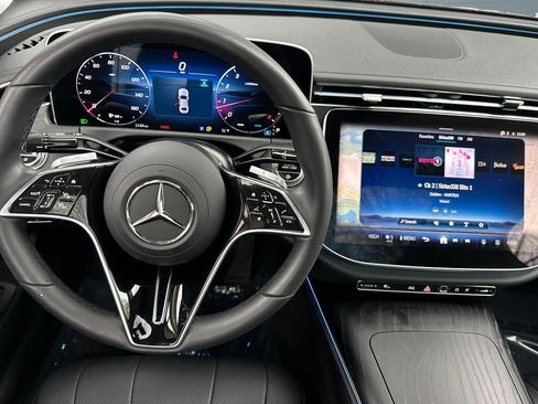 New 2025 Mercedes-Benz E 350 4MATIC Sedan image 29