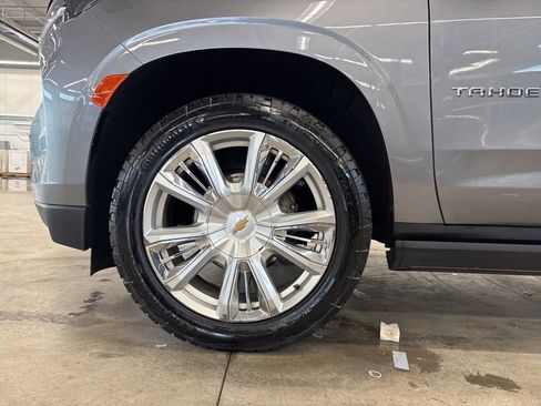 Used 2022 Chevrolet Tahoe High Country AWD/4WD image 28