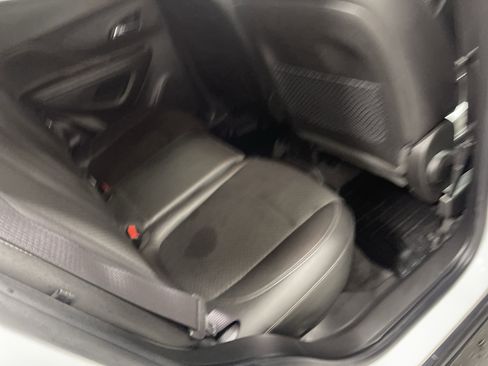 Used 2017 Buick Encore Preferred AWD/4WD image 22