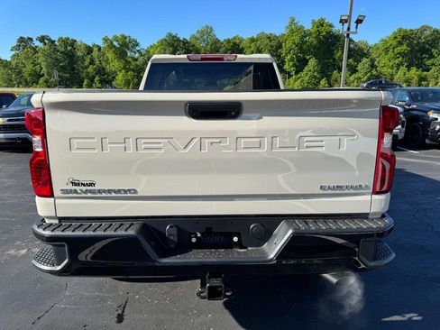 New 2026 Chevrolet Silverado 2500 Custom AWD/4WD image 4