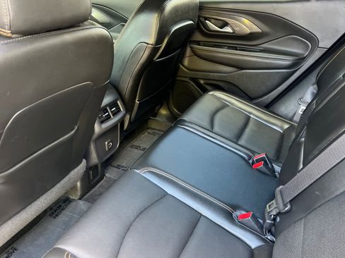 Used 2019 GMC Terrain SLT w/ Preferred Package image 4